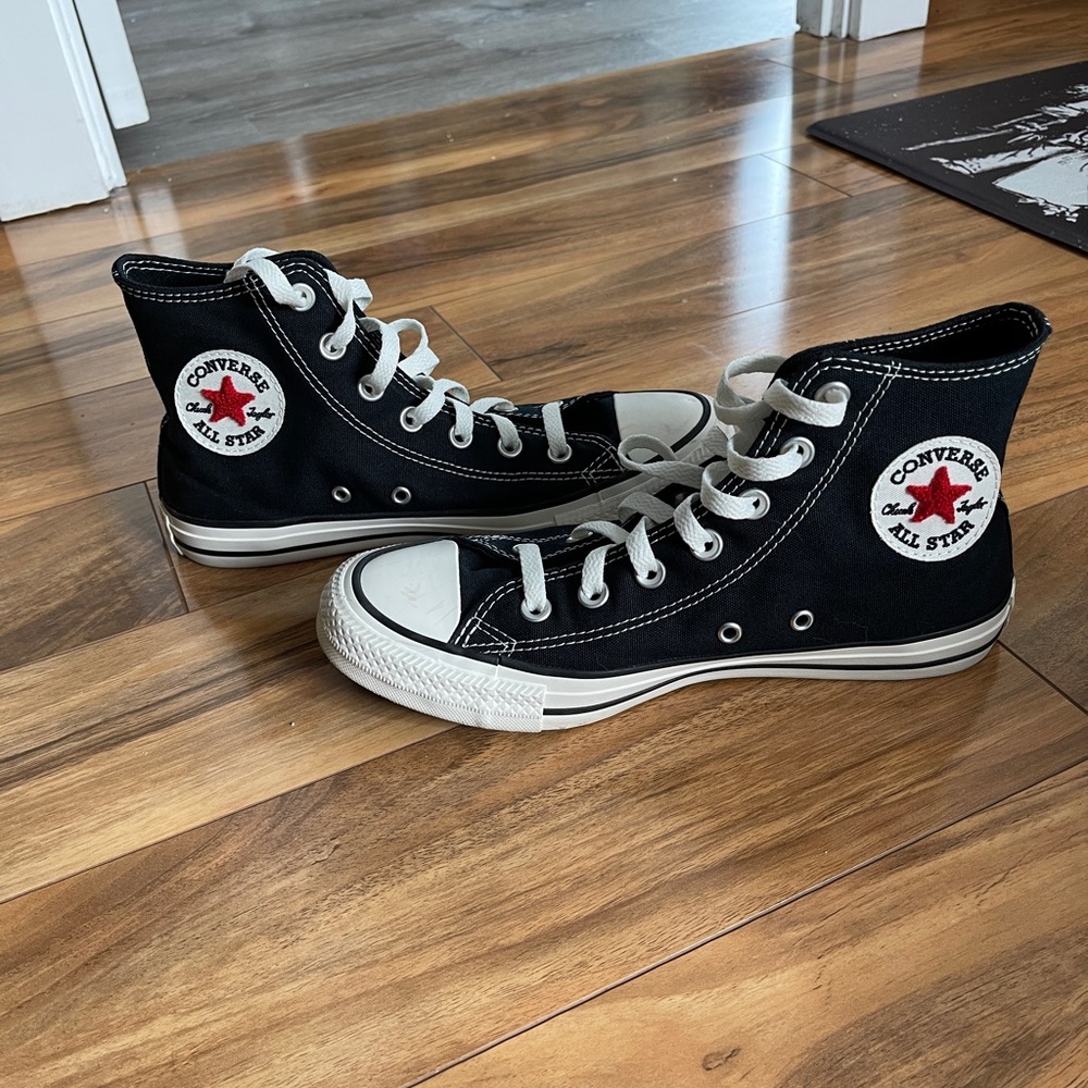 Custom Converse High Tops size men’s 6 or Women’s 8 Wide comfort insole